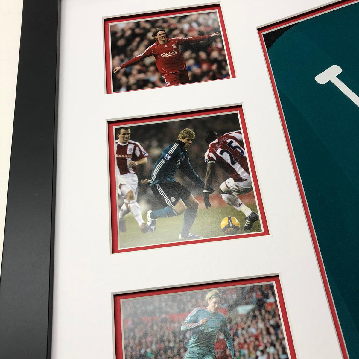Fernando Torres Liverpool FC Signed and Framed Shirt Central