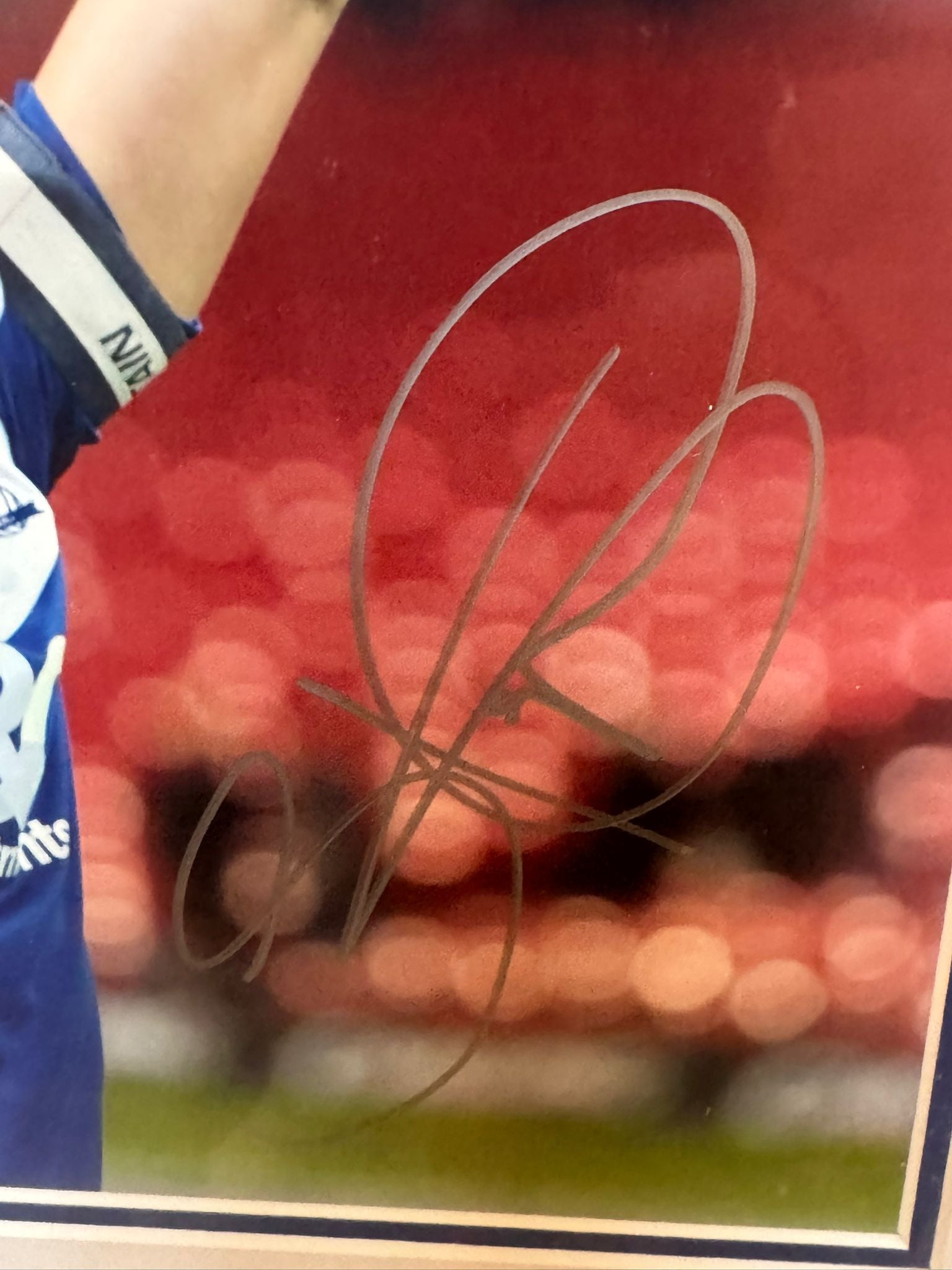 Stephen Carr Carling Cup signed Birmingham City frame. On the pitch!