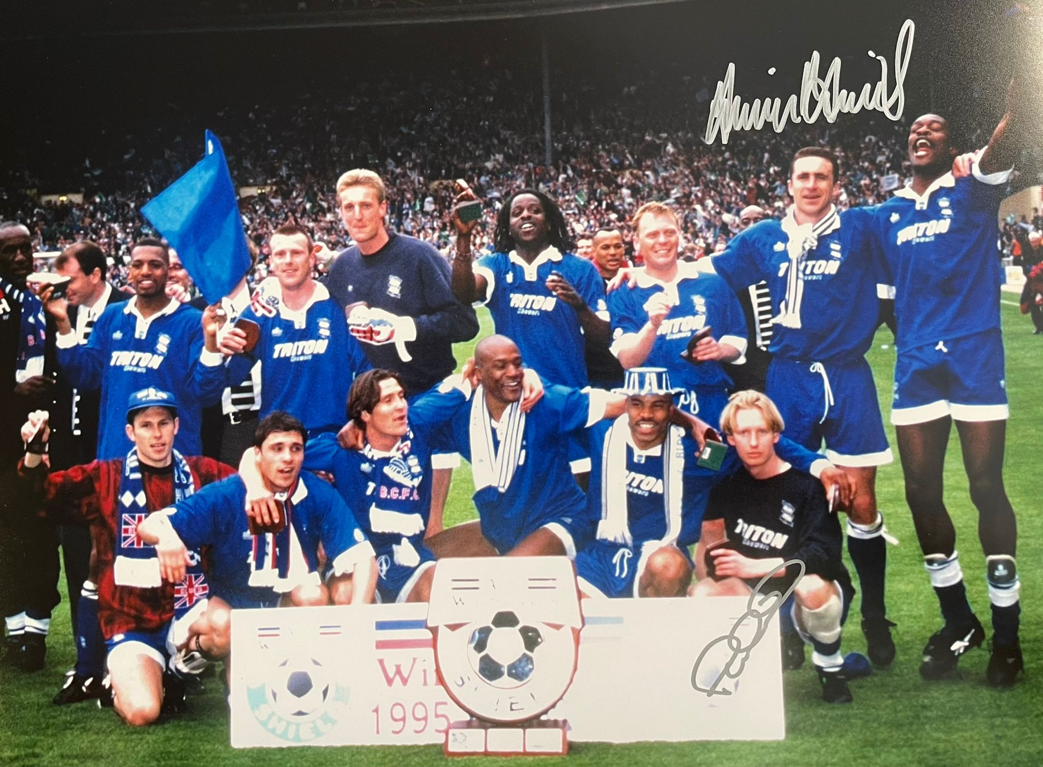 Birmingham City 16 x 12" 1995 Auto Windscreens Trophy Photo Signed by Liam Daish and Paul Tait