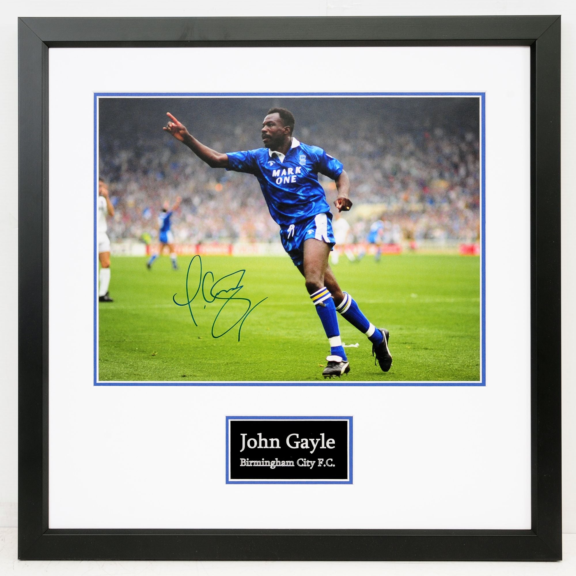 * REDUCED * John Gayle Signed 1991 Wembley Leyland DAF Frame