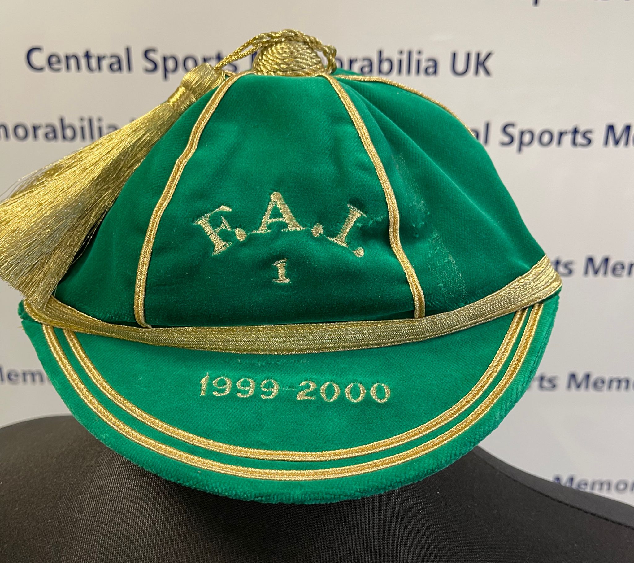 Jeff Kenna Full Ireland Cap Awarded 1999-2000