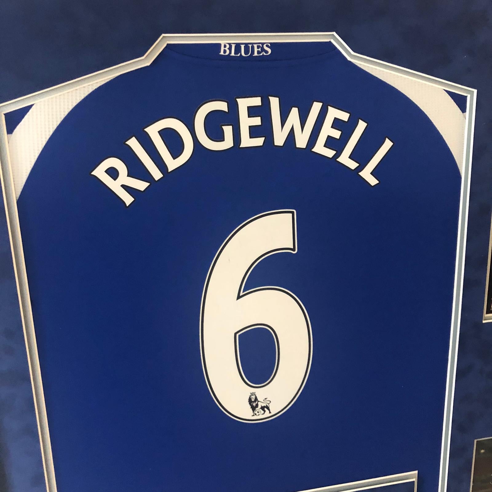 Liam Ridgewell Carling Cup Winner - Signed Birmingham City Frame with Replica Shirt