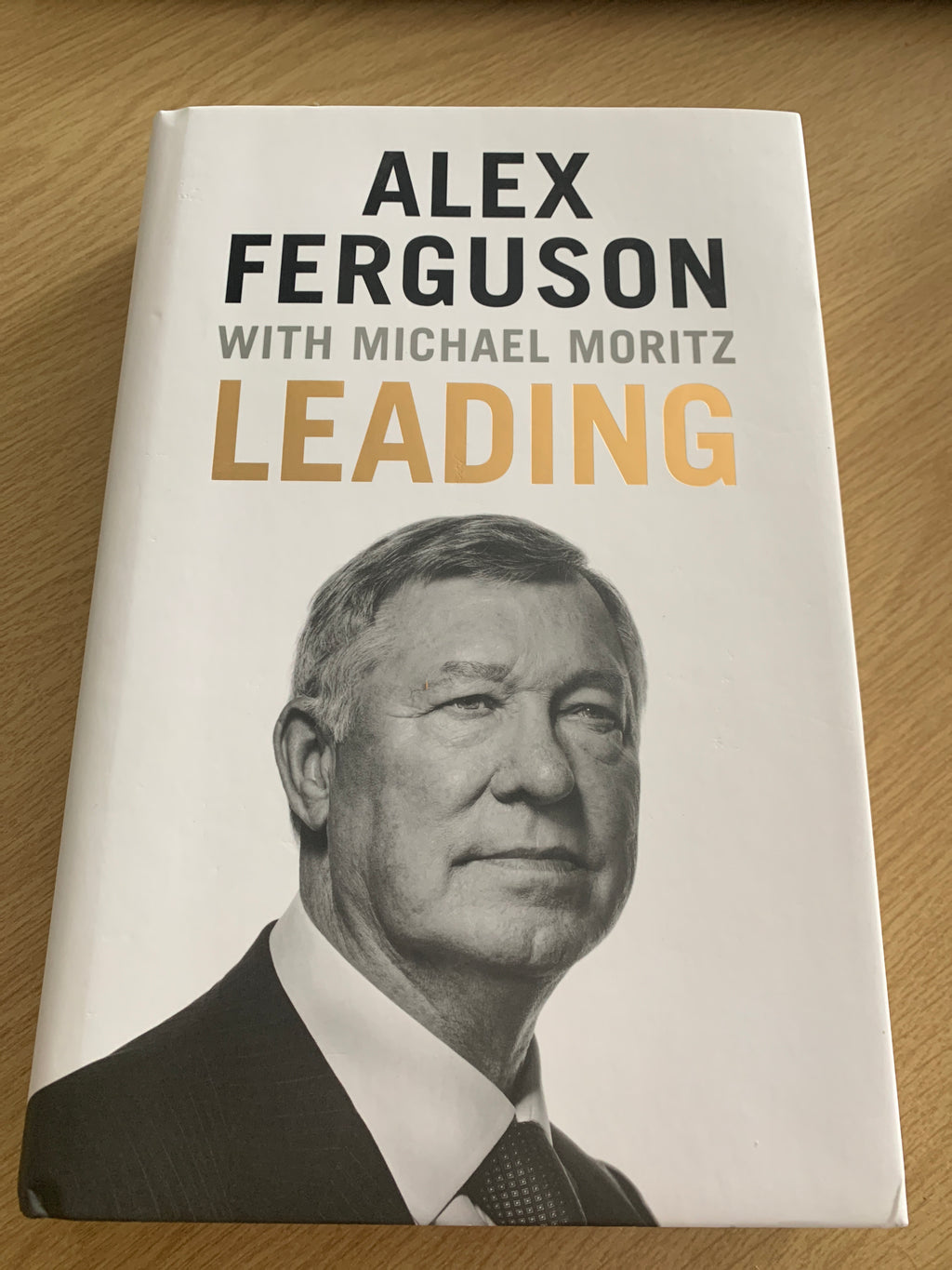 Alex Ferguson Signed The Book Leading